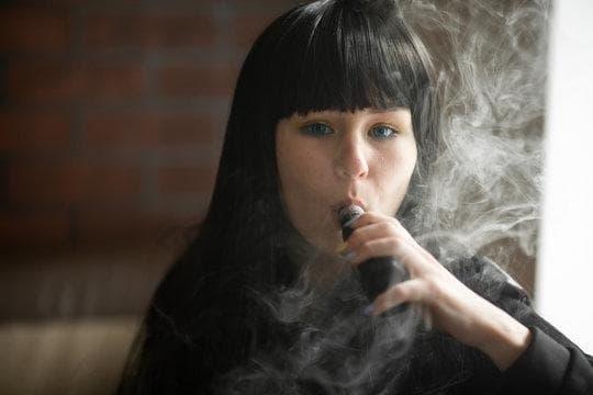 papieros elektroniczny and menthol e cigarettes buying guide for fresh flavor, safety tips and top models