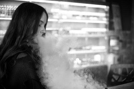 Gazdaságos E-Cigi bargains safety tips and the overlooked dangers of e-cigarettes for new vapers