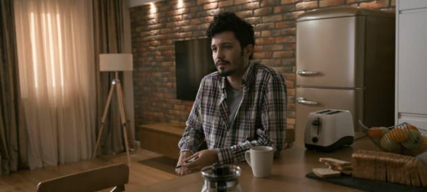 E-Shisha Review and Guide - e cigarette good or bad Explored for Health and Safety