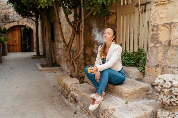 IBVape Buyer Guide to e-cigarette battery types and <a href=