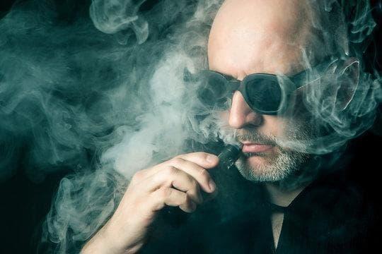 xoilac tv hands on review and buyer's guide to the best refillable e cigarette options for flavor and savings